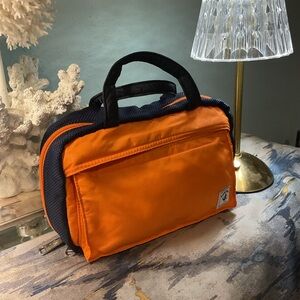 Porter International. Toiletries travel bag